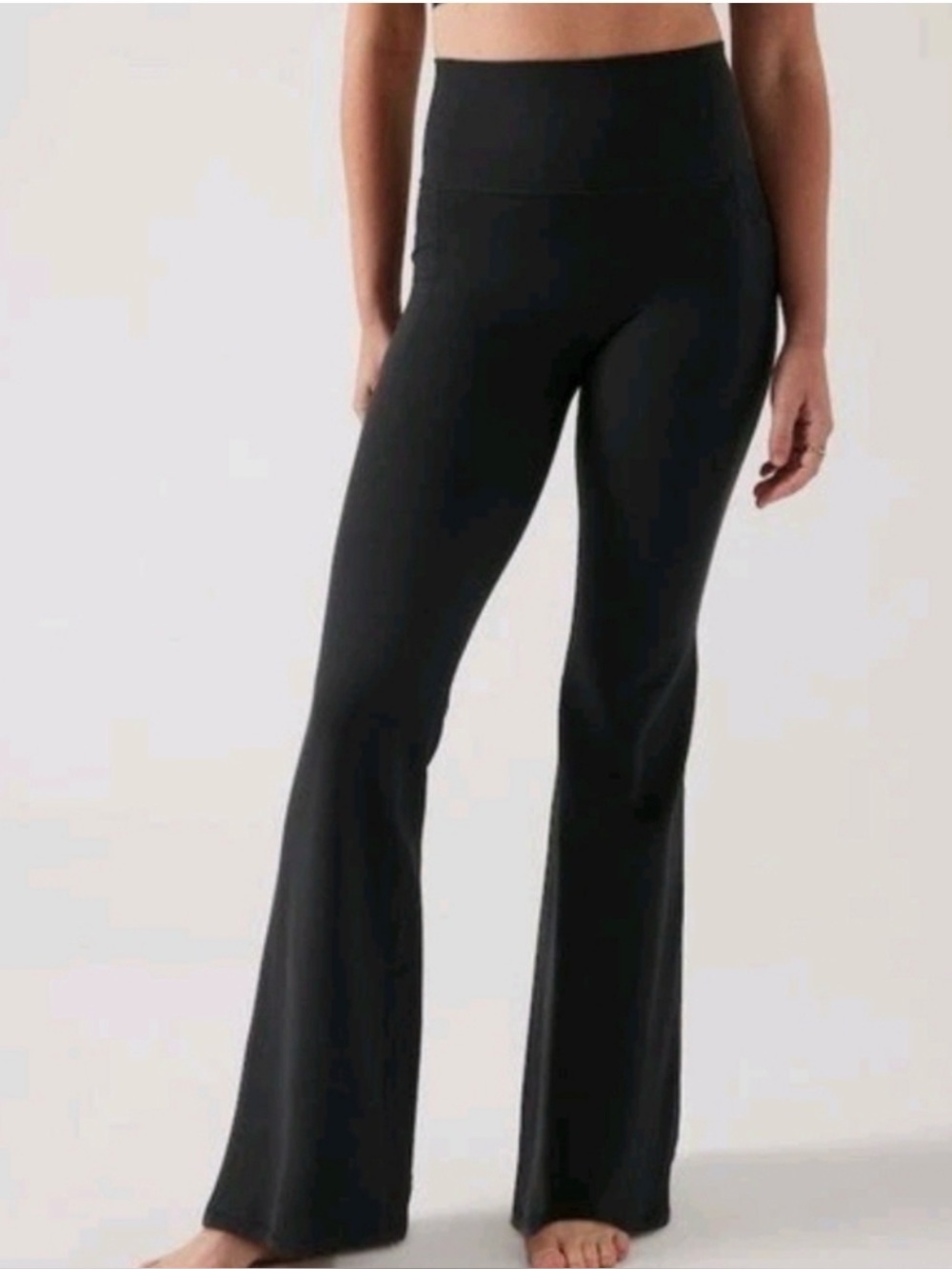 Athleta Salutation Stash Rib Flare Pants Size Small Black